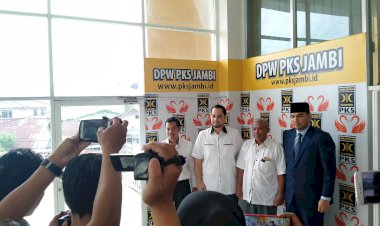 Jefri Amas ke Kantor DPW PKS: Saya Cuma Silaturahmi!