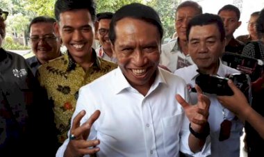 Hanif Dhakiri Serahkan Jabatan Kepada Zainudin Amali Disaksikan Dua Mantan Menpora