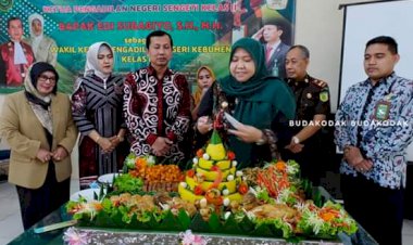 Bupati Masnah Hadiri Acara Pengantar Alih Tugas Ketua Pengadilan Negeri Sengeti