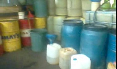 BBM Oplosan Beredar Luas di Pamenang, Polisi Tutup Mata