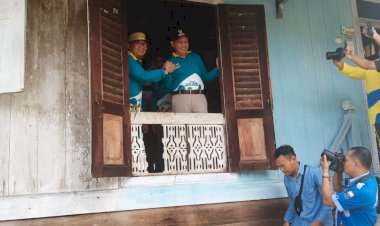 Terlihat Mesra di Sarolangun, Mungkinkah Fachrori-CE Berpasangan?