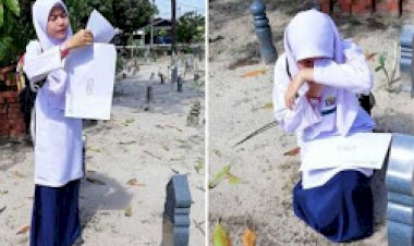 Viral Siswi Ini Baca Hasil Ujian Memuaskan Sambil Menangis di Makam Ibunya