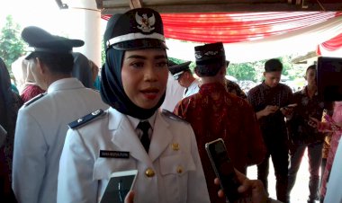 Cewek Cantik Ini Jadi Kades Termuda di Muarojambi