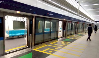 Siapa Pembeli Tiket Pertama LRT Dapat Kejutan!