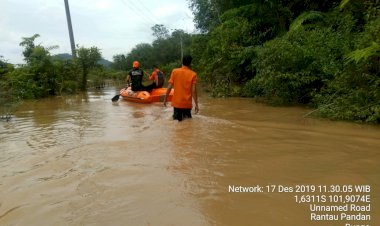 BREAKING NEWS!! Banjir Landa Rantaupandan Bungo, Begini Kondisi Terkini...