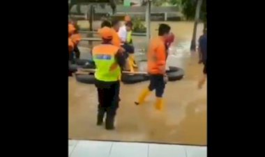 Viral! Gaya Dirut KAI Bikin Gerah Netizen