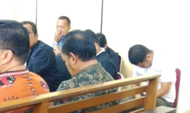 Bantah Saksi Lain, Bustami Yahya: Saya Tak Pernah Terima Uang Ketok Palu!