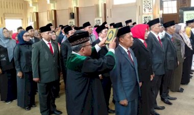 Ramai Kepala Daerah Mutasi Pejabat dibawah Kekuasaannya, Begini Kata Pengamat Politik Jambi Ini
