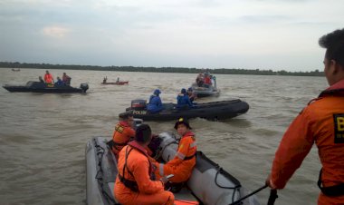 Tim SAR Gabungan Lakukan Penyisiran di Sungai Pengabuan