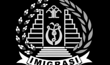 Jabatan Ronny Dicopot, Pegawai Imigrasi Gunakan Logo Hitam