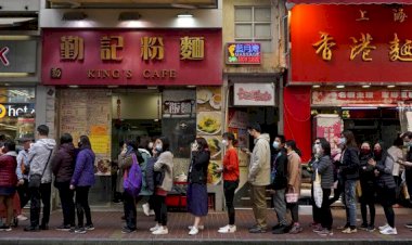 Satu WNI Tertular, Turis China Positif Corona & Sempat Jalan-jalan di Singapura