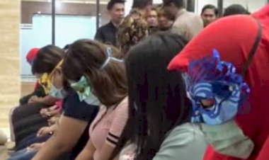 Bongkar Wisata Seks 'Halal', Polisi Tangkap Nunung & Abdul Aziz