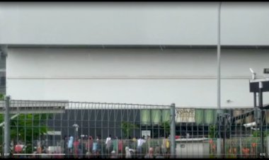 Mal Aeon JGC Cakung Diserang Warga, Kaca Pecah dan Mal Dituding Penyebab Banjir