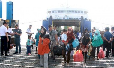 Pemkab Tanjab Barat Minta Pelabuhan Stop Pengangkutan Orang