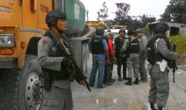 Dua Polisi Pembawa Logistik Pilkada Papua Sampai Saat Ini Belum Ditemukan
