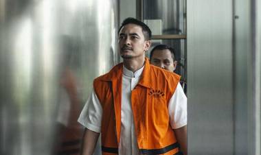 KPK Perpanjang Penahanan Gubernur Jambi Nonaktif Zumi Zola