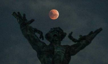 BMKG: Gerhana Bulan Total 28 Juli Fenomena Langka