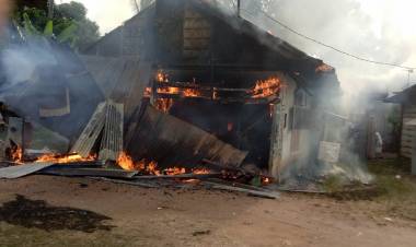 VIDEO: Kebakaran Bengkel Bubut Milik Alam di Cempaka Putih