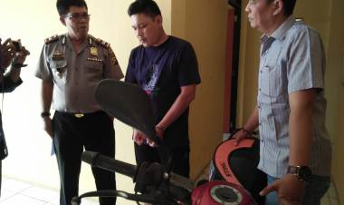 Polisi Gadungan Ini Rampas Peralatan Tambang Pasir H Muktar untuk Beli Rokok