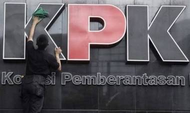 KPK Lelang Barang Hasil Rampasan Terpidana Fuad Amin Imron Senilai Rp81,9 Miliar