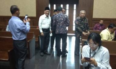 Sudah Tradisi, DPRD Provinsi Jambi Terima Suap Uang Ketok Sejak 2009 