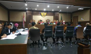 Pimpinan DPRD Jambi Minta Uang Ketok 1 Miliar dan Fee Proyek Jalan 2 Persen