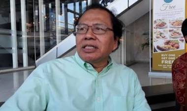 Survei Kecil-kecilan, Rizal Ramli Prediksi Jokowi Kalahkan Prabowo