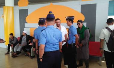 Aliansi Masyarakat Islam Jambi Geruduk Bandara Tolak Kedatangan Ketua PP GP Ansor