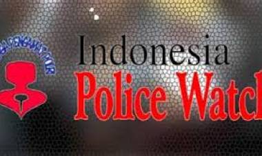 IPW: Bukan Tito Karnavian, Indonesialeaks Jelas Menyerang Jokowi 