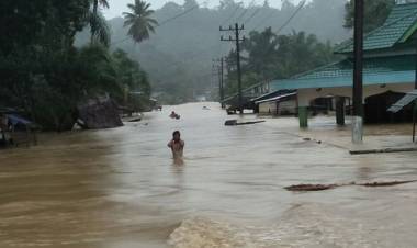Tiga Kecamatan di Aceh Singkil Masih Terendam Banjir