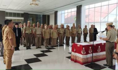 33 Pejabat Fungsional Disnakertrans Dilantik, M Fauzi: Layani Masyarakat dengan Ramah