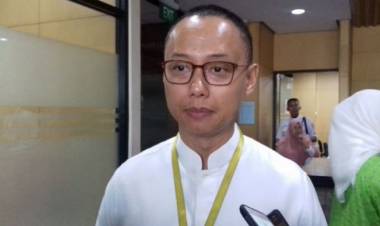 PAN Bersikukuh Segera Ganti Taufik Kurniawan