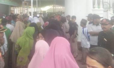 Ribuan Santri Darusalamah Gembira Kedatangan Presiden Jokowi