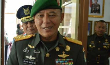 Mayjen TNI Besar Harto Karyawan Jabatan Pangkostrad, 81 Pati Dimutasi