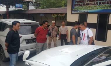 Usai Mobilnya Ditabrak, Dansat Brimob Tangkap Pengguna "Gorilla" 