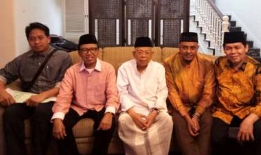 Terjatuh, Ma'ruf Amin Dikabarkan Sakit Kaki Terkilir 