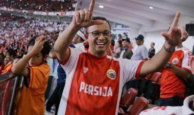 Belum Juara, Anies Ingatkan The JakMania Jangan Dahului Takdir