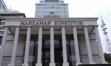 MK Tolak Permohonan Uji UU Terorisme