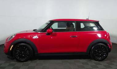 Tukang Ojek Menangkan Mini Cooper Seharga Rp12.000
