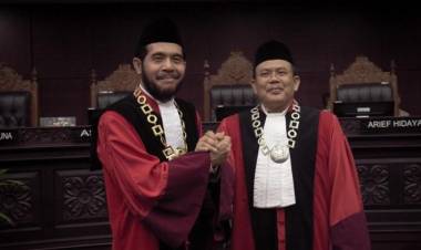 MK Tolak Permohonan Uji UU Penistaan Agama