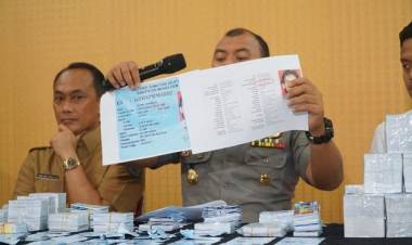 Tanya Soal Gudang Hingga KTP-el Tercecer, Polisi Periksa 17 Saksi