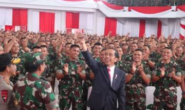 Presiden Minta Babinsa Ingatkan Kades Soal Dana Desa