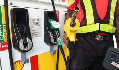 Harga Premium Malaysia Ditetapkan Per Minggu