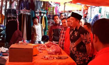 Kunjungi Pasar di Kerinci, Ihsan Yunus: Harga Bahan Pokok Stabil