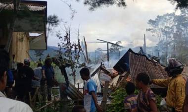 SD Inpres Minimo Megapura Terbakar