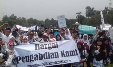 Ini Skema Kebijakan untuk Guru Honorer Menurut Mendikbud 