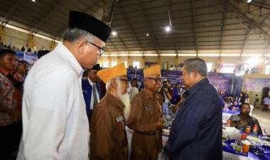 Didampingi Ani, SBY Ajak Masyarakat Aceh Rawat Perdamaian