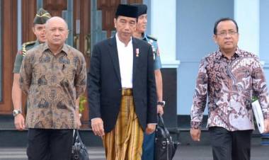 Dihadapan Jokowi Pengusaha Mebel Deklarasi Dukungan