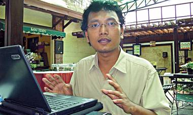 Guntur Romli Sebut Buni Yani Masuk Penjara, Mubahalahnya Kalah