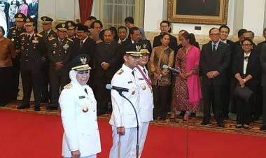 Sebelum Dilantik Khofifah, Emil dan Fachrori Ikuti Kirab dipimpin Jokowi